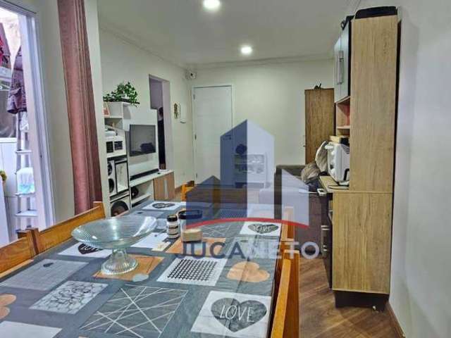 Apartamento com 2 dormitórios à venda, 56 m² por R$ 300.000,00 - Vila Augusto - Mauá/SP