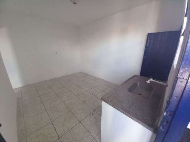 Casa com 1 dormitório para alugar, 30 m² por R$ 470,00/mês - Jardim Mauá - Mauá/SP