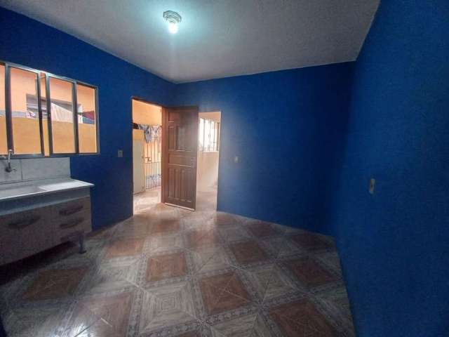 Casa com 1 dormitório para alugar, 60 m² por R$ 900,00/mês - Jardim Zaira - Mauá/SP