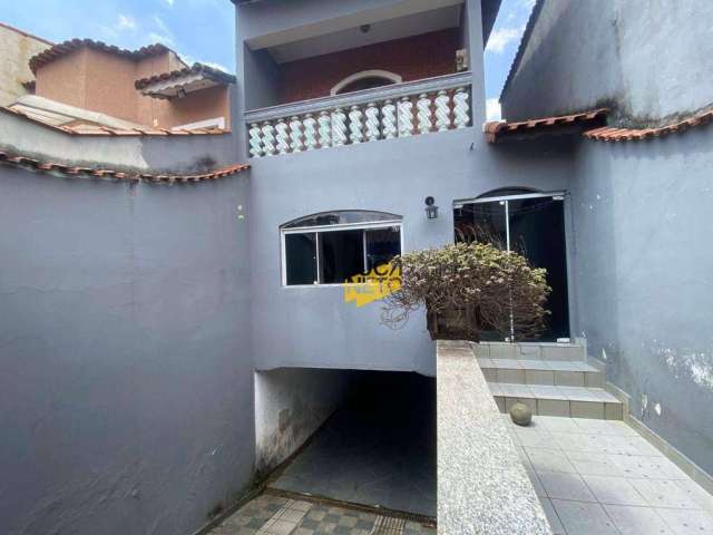 Sobrado com 3 dormitórios à venda por R$ 430.000 - Jardim Araguaia - Mauá/SP