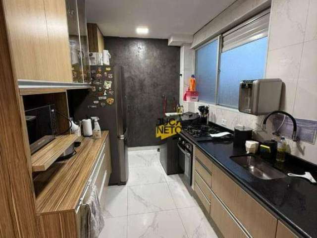 Apartamento com 2 dormitórios para alugar, 54 m² por R$ 1.919,00/mês - Parque São Vicente - Mauá/SP