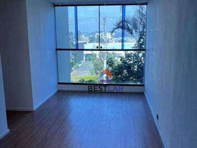 Apartamento com 3 dormitórios à venda, 70 m² por R$ 390.000,00 - Granja Viana II - Cotia/SP