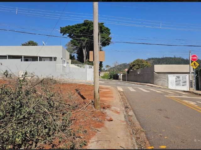 Terreno em zona mista , ideal para galpão / Barracão