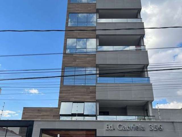 Apartamento 3 - 2 Suites, 1 por Andar - Aquecimento solar - 3 vagas