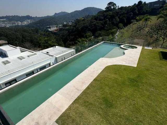 Casa Maravilhosa com Vista Livre - Tambore 10 - 1100m2 Terreno!!