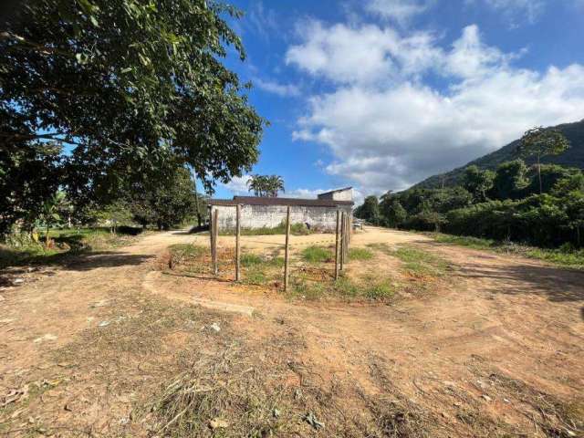 Terreno no Pereque-Açu em Ubatuba