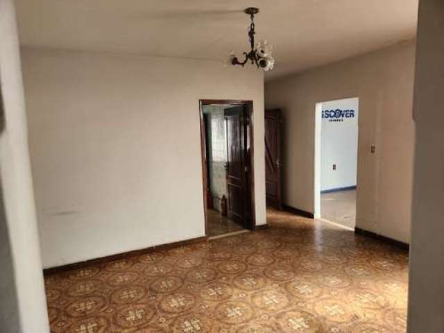 Casa com 3 quartos para alugar na Rua Benjamin Constant, Vila Santa Terezinha, Anápolis, 210 m2 por R$ 2.050