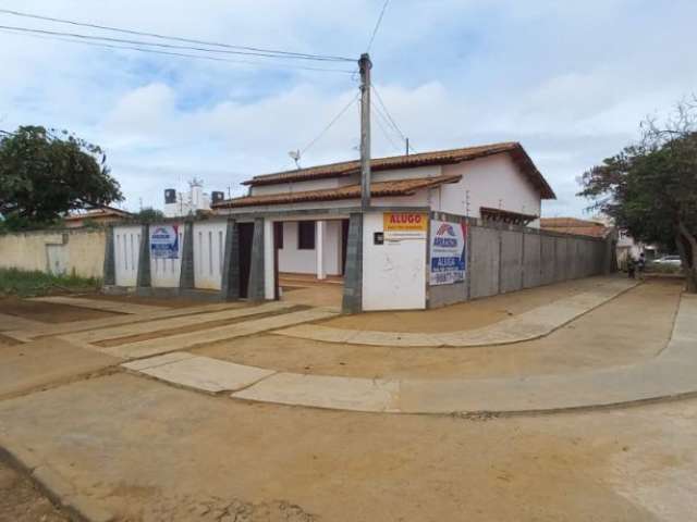 Aluga  Casa Para fins comerciais ao lado do Atakarejo