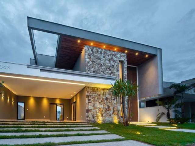 Casa com 4 dormitórios à venda, 305 m² por R$ 3.150.000,00 - Jardim Sul - Uberlândia/MG