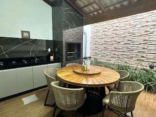 Casa com 2 dormitórios à venda, 80 m² por R$ 425.000,00 - Jardim Holanda - Uberlândia/MG