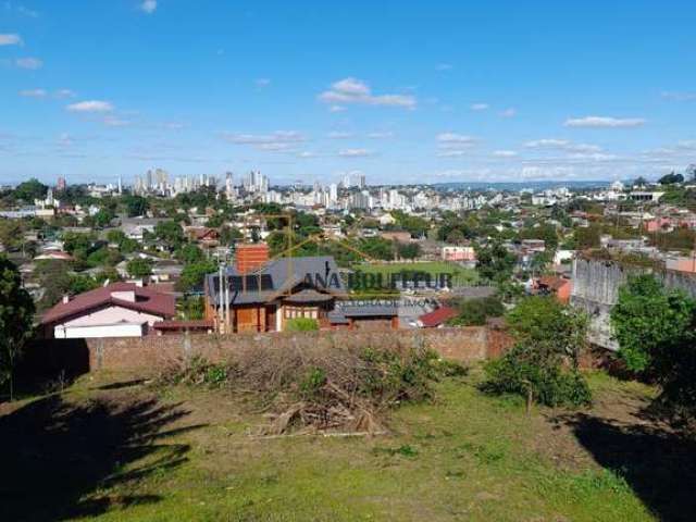 Terreno duplo, murado e com arrimo nos altos do bairro primavera