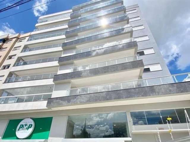 Apartamentos com 03 dormitórios (sendo 01 suíte), sala para 02 ambientes com lavabo e  ampla sacada sacada c/ churrasqueira, cozinha, área de serviço, banheiro social e garagem para 02 carros.  Com ág