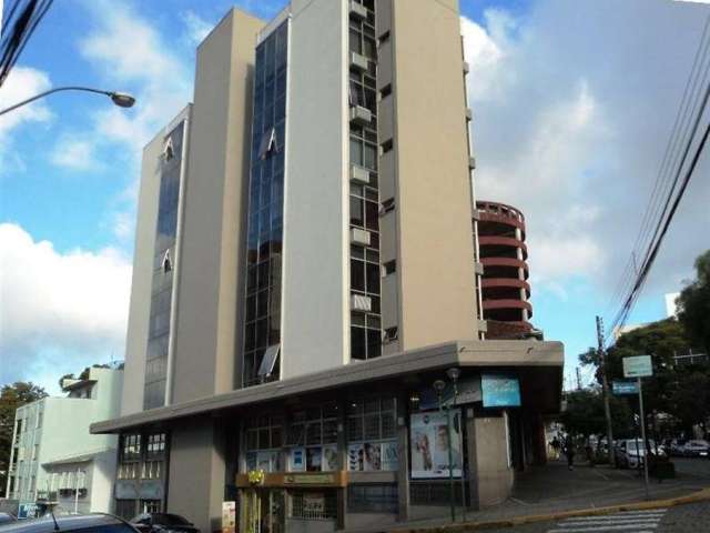 Excelente sala comercial com frente para a Rua Júlio de Castilhos.  Área privativa: 38,42m.   Confira!