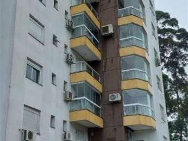 Excelente apartamento mobiliado com 02 dormitórios (sendo 01 suíte), sala para 02 ambientes, sacada, cozinha, área de serviço, churrasqueira, banheiro social e 02 vagas de garagem.  Edifício com salão