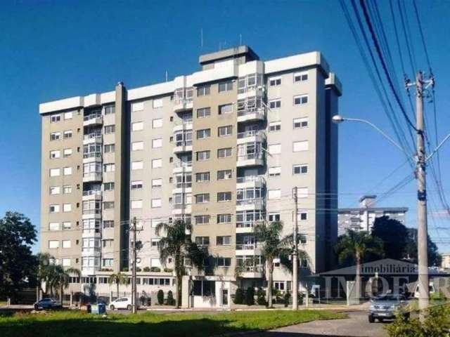 Excelente apartamento com 03 dormitórios (sendo 01 suíte), sala de estar e jantar integradas, sacada, cozinha, área de serviço com churrasqueira, banheiro social e 01 box de garagem.  Excelente orient