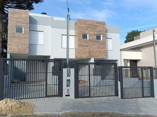 Excelentes sobrados em construção com entrada individual no Bairro São Virgílio! Com 02 suítes, sala para 02 ambientes, cozinha, churrasqueira, área de serviço, banheiro social, lavabo e 02 vagas de g