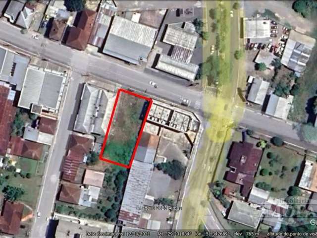 Terreno com uma localização privilegiada, esse terreno é perfeito para quem deseja aproveitar todo o potencial da região central da cidade, é permitido para construção de prédio comercial e residencia