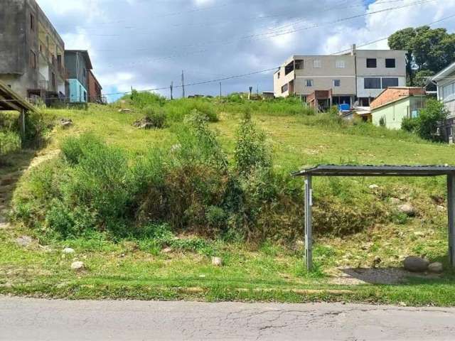 Amplo terreno no Bairro Esplanada com saída para 02 ruas!!  Área: 12x70 = 840,00m.  Confira!!