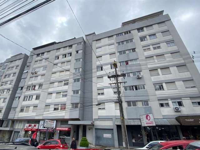 Excelente Cobertura Duplex em Lourdes! Com 02 dormitórios (possibilidade de 03 dorm.), sala para 02 ambientes, cozinha, churrasqueira, despensa, área de serviço, banheiro social, lavabo e 01 vaga de g