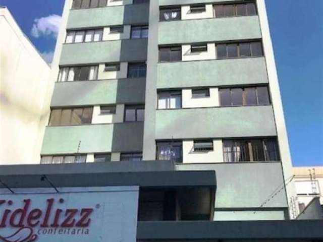 Apartamento em São Pelegrino com 01 dormitório, sala, cozinha, área de serviço e banheiro social.  Área privativa: 39,55m.  Consulte-nos.