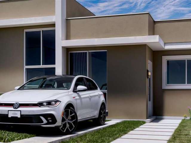 Casas geminadas, com 2 dormitórios, sendo o de casal uma suíte, ( com possibilidade de transformar em 3 dormitórios),  sala e cozinha conjugadas, área de serviço e estacionamento frontal. Esperas para