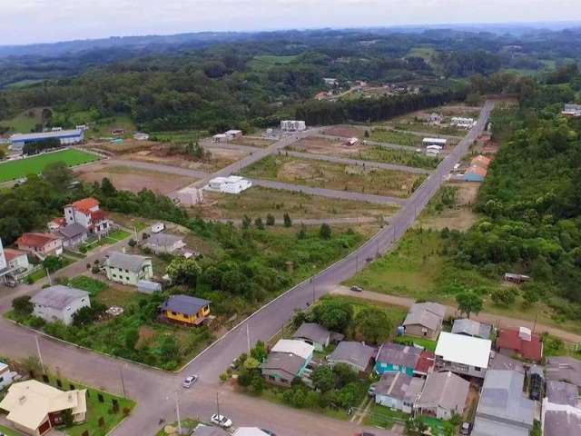 O Jardim Itália está em excelente localização, no bairro Belvedere, na  cidade de Farroupilha/RS e conta com 175 lotes, em áreas a partir de 360,00m. No total, são 11 hectares de área urbanizada com u