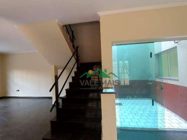 Casa com 5 dormitórios, 288 m² - venda por R$ 1.000.000,00 ou aluguel por R$ 4.000,00/mês - Portal das Colinas - Guaratinguetá/SP