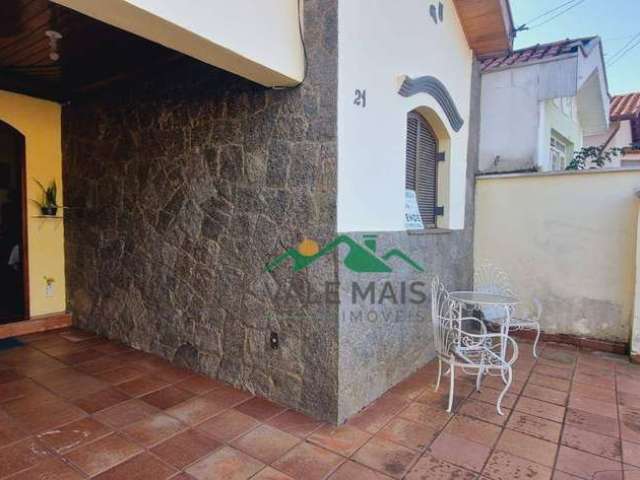 Casa com 3 dormitórios à venda por R$ 400.000 - Campo do Galvão - Guaratinguetá/SP