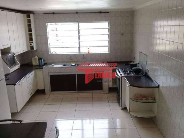 Casa com 3 dormitórios à venda, 222 m² por R$ 678.400,00 - Vila Guarará - Santo André/SP