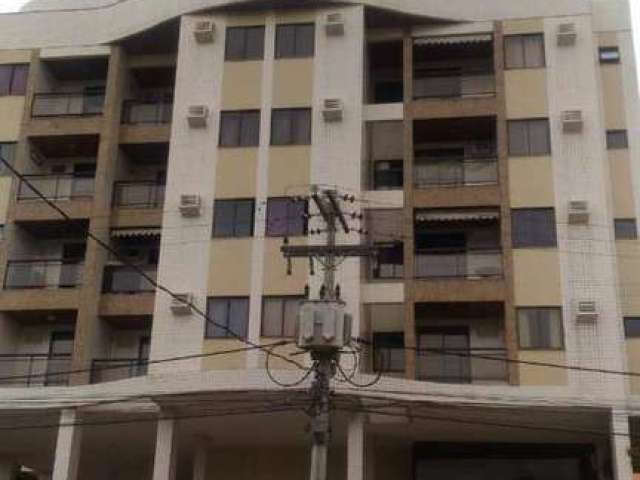 Apartamento localizado em Cabo Frio no Bairro Braga.