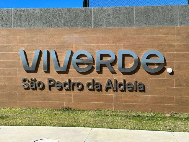 Terreno em Cond. Residencial, com Piscina