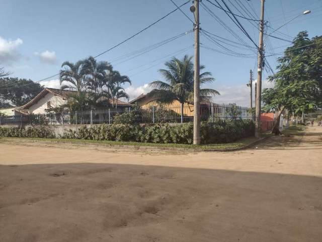 ** Ótima Casa com Piscina, próximo a Lagoa e Rodovia  São Pedro da Aldeia