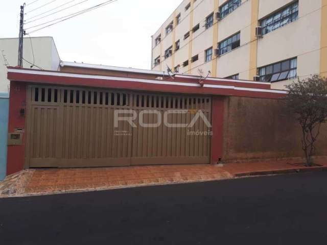 Casa à venda na Vila Amélia, Ribeirão Preto: 5 dormitórios, churrasqueira e mais!