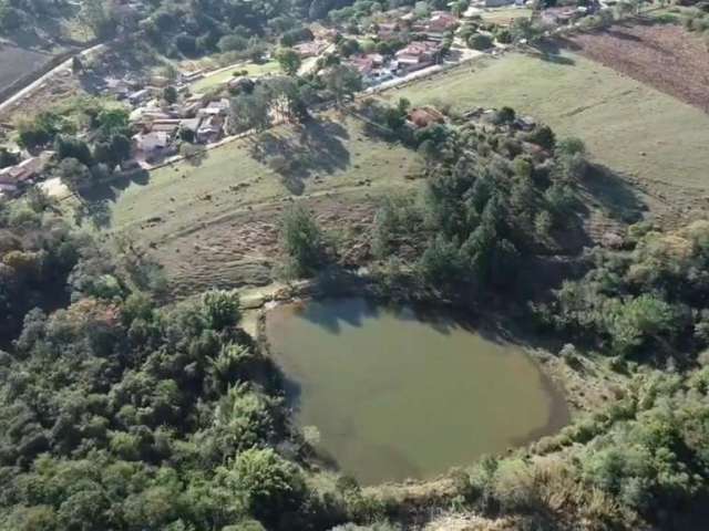 Sítio para Venda em Capela do Alto, Distrito do Porto, 3 dormitórios