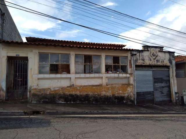 Casa para Venda em Piedade, Vila Quintino