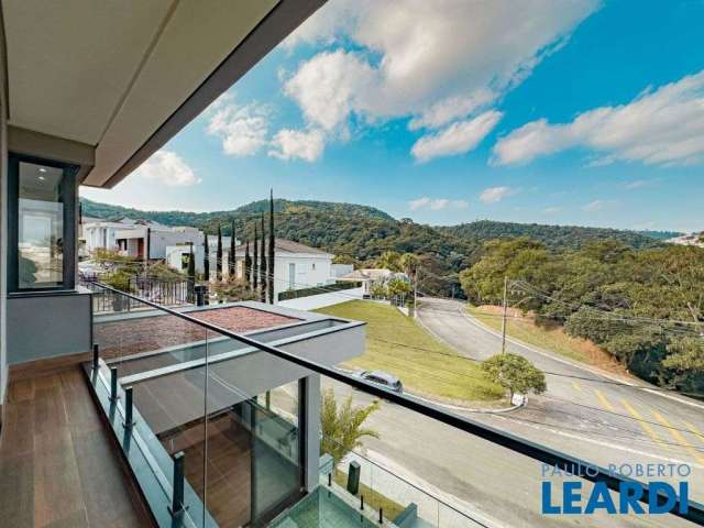 Casa em condomínio - tamboré - sp