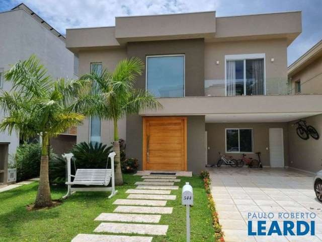 Casa em condomínio - tamboré - sp