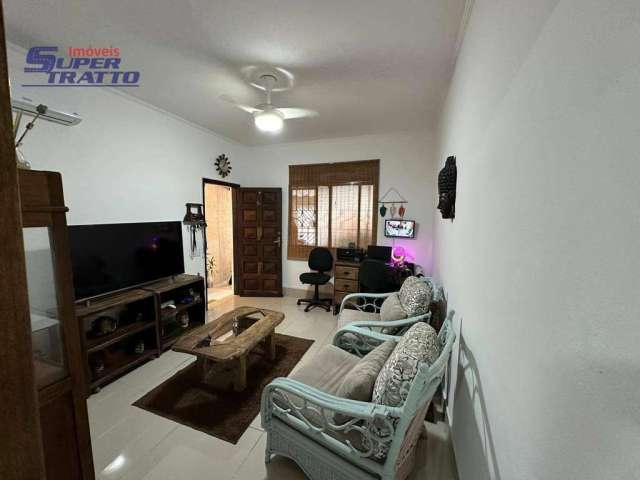 Casa com 3 dormitórios à venda por R$ 650.000,00 - Vila Guilhermina - Praia Grande/SP