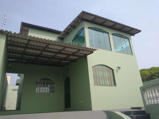 Casa Duplex no Parque 10