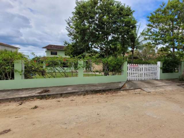 More a 30 minutos de Recife em ampla casa , condominio em frente a Academia Militar de Paudalho