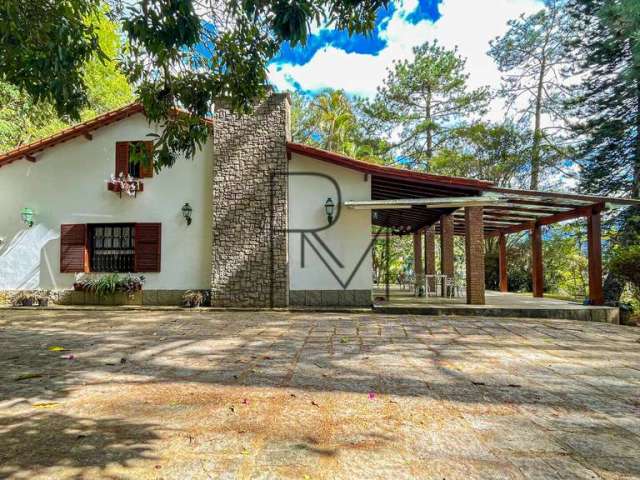 Casa à venda no bairro Barra do Imbuí - Teresópolis/RJ