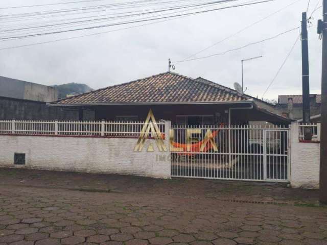 Casa com 4 dormitórios em baln. piçarras