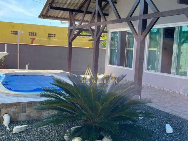 Casa com Piscina na Praia da Armação Penha Sc