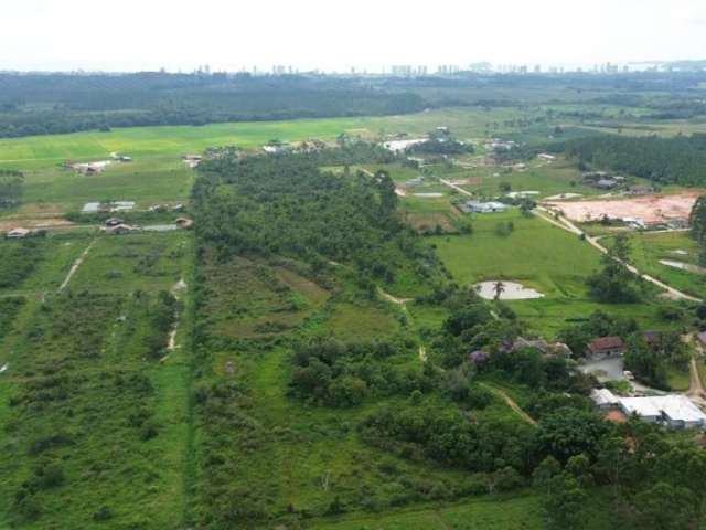 Área à venda, 83000 m² por R$ 2.250.000,00 - Medeiros - Balneário Piçarras/SC