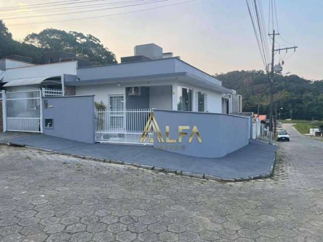 Linda Casa Mobiliada, por R$ 580.000 - Nossa Senhora de Fatima - Penha/SC