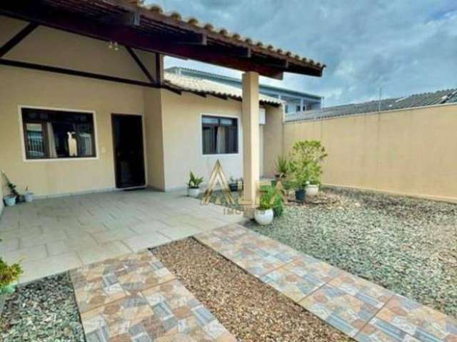 Casa Geminada com 2 dormitórios à venda, 69 m² por R$ 390.000 - São Domingos - Navegantes/SC