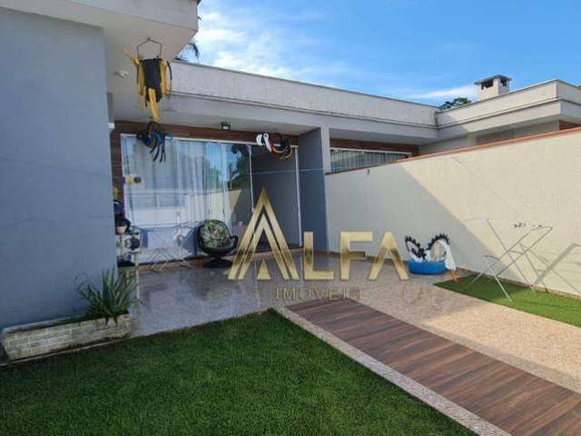 Casa com 3 dormitórios à venda, 83 m² por R$ 650.000,00 - Centro - Balneário Piçarras/SC