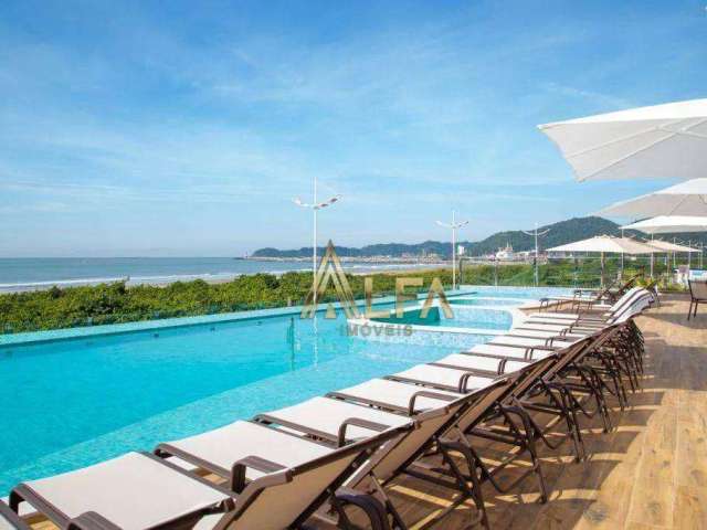 Apartamento em prédio frente mar!