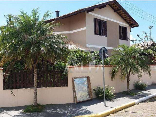 Casa AVERBADA com 3 dormitórios à venda, 200 m² por R$ 850.000 - Centro - Balneário Piçarras/SC