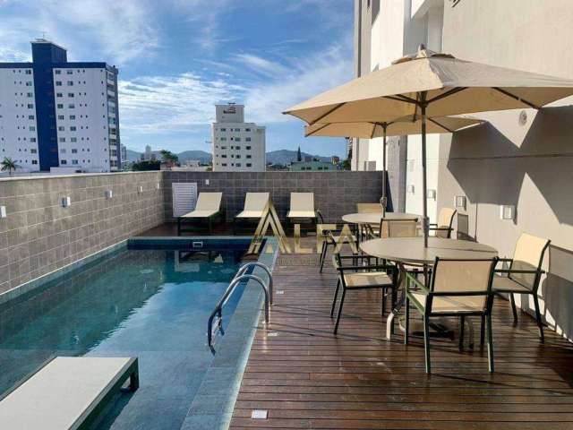 Apartamento com 2 dormitórios à venda, 61 m² por R$ 630.600,00 - Vila Operária - Itajaí/SC